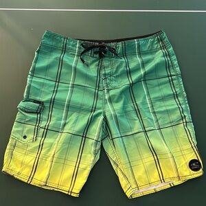 O’Neill men’s board shorts size 36